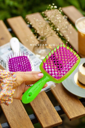 Гребінець Superbrush Janeke зелений рожевий