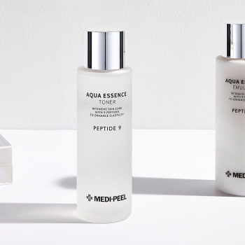 Антивіковий тонер-есенція з пептидами Medi Peel Peptide 9 Aqua Essence Toner 250мл