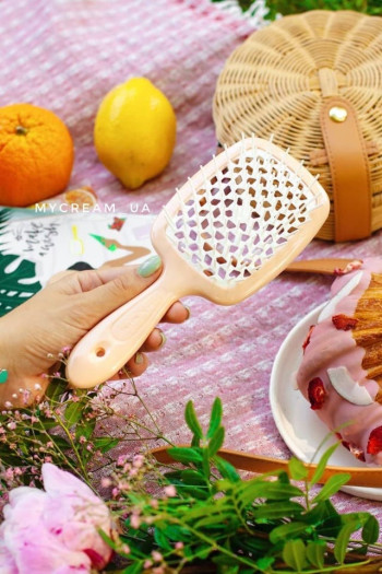 Гребінець Superbrush Small Janeke бежевий